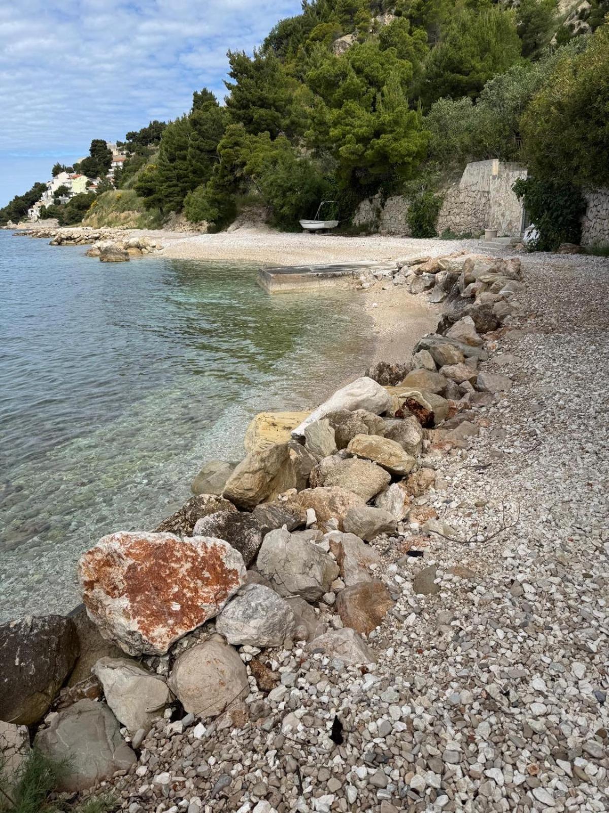 Amore Apatmani Celina Bagian luar foto